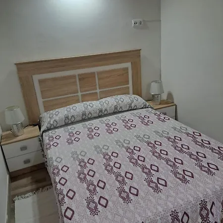 Acogedora Casa En Genoves